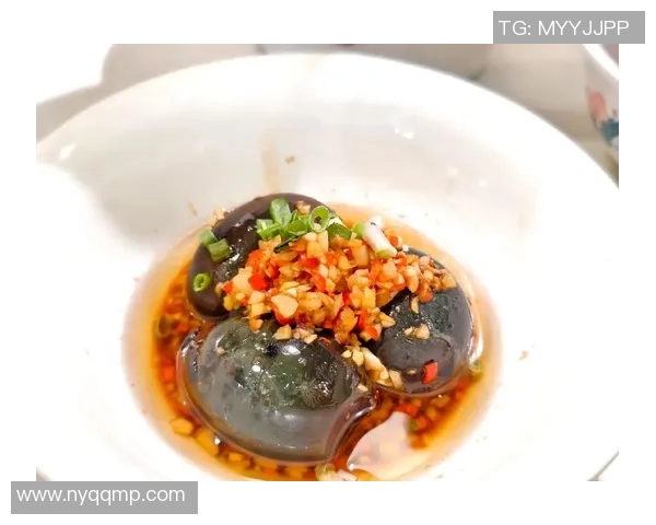 皮蛋足球：一场融合美食与运动的奇妙对决，探索味蕾与激情的碰撞之旅